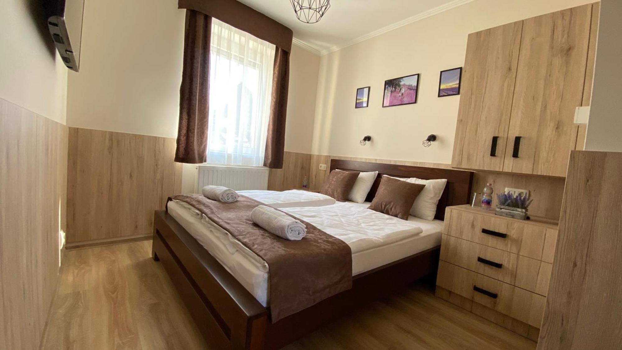 Levendula Vendégház Győr Extérieur photo