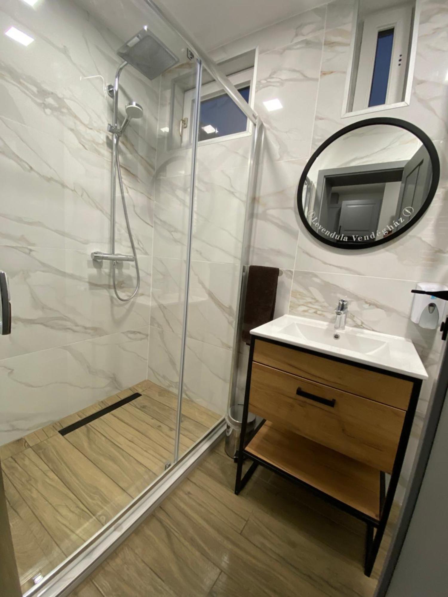 Levendula Vendégház Győr Extérieur photo